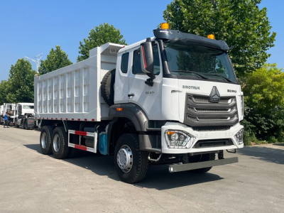 Camión volquete Sinotruk HOWO NX 6x4 usado
