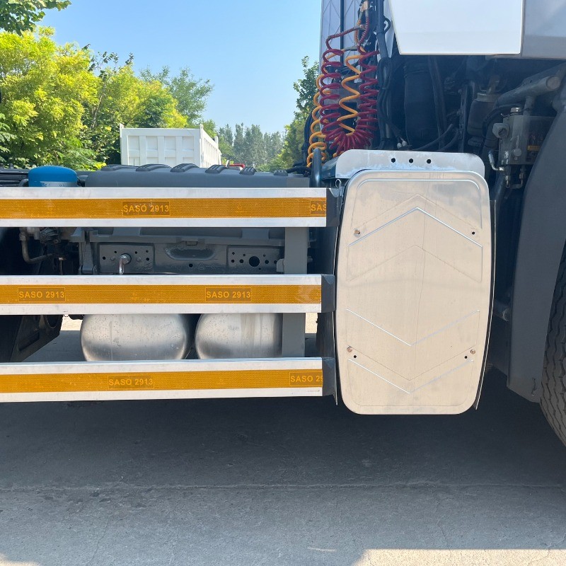 Howo Nx 4x2 Tractor Truck.jpg Howo Nx 4x2 Tractor Truck.jpg