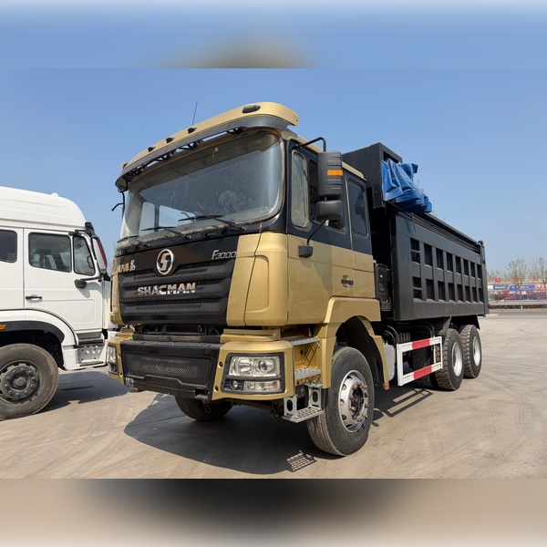 شاحنة قلابة مستعملة من طراز شاكمان F3000 6X4