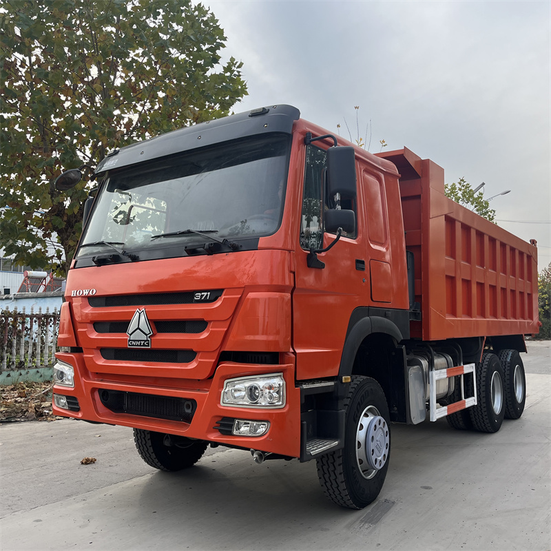  Used Dump Truck