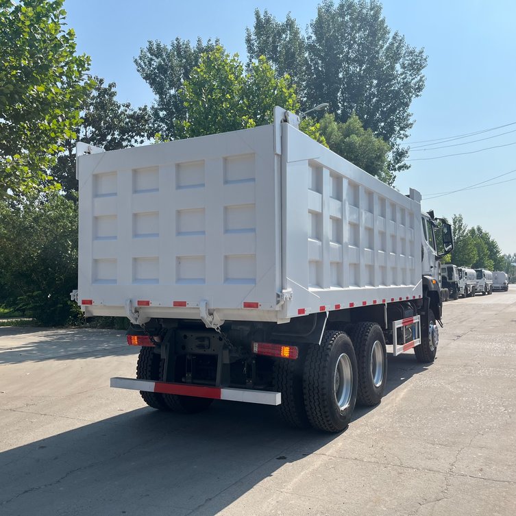 Howo NX 6x4 Tipper