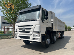 12 Wheels Howo Tipper