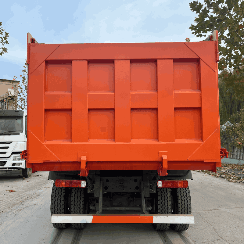 Camión volcado de Howo usado