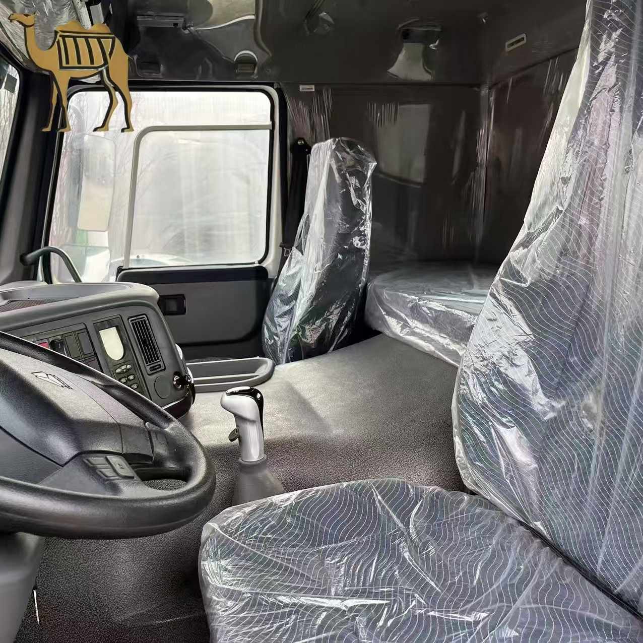 HOWO Tractor Truck Engine Cab Interior