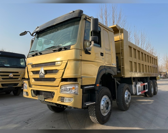 Camion-benne HOWO 8x4 d'occasion