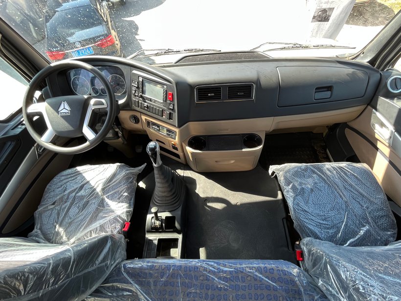 Camion 12 roues remis à neuf