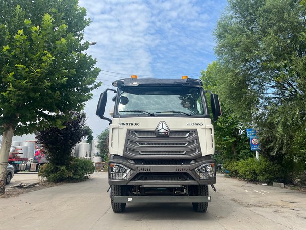 Yenilənmiş 6x4 hohan yük maşını