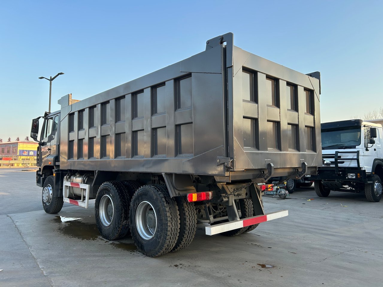 شاحنات قلابة هوهان مستعملة عالية الأداء