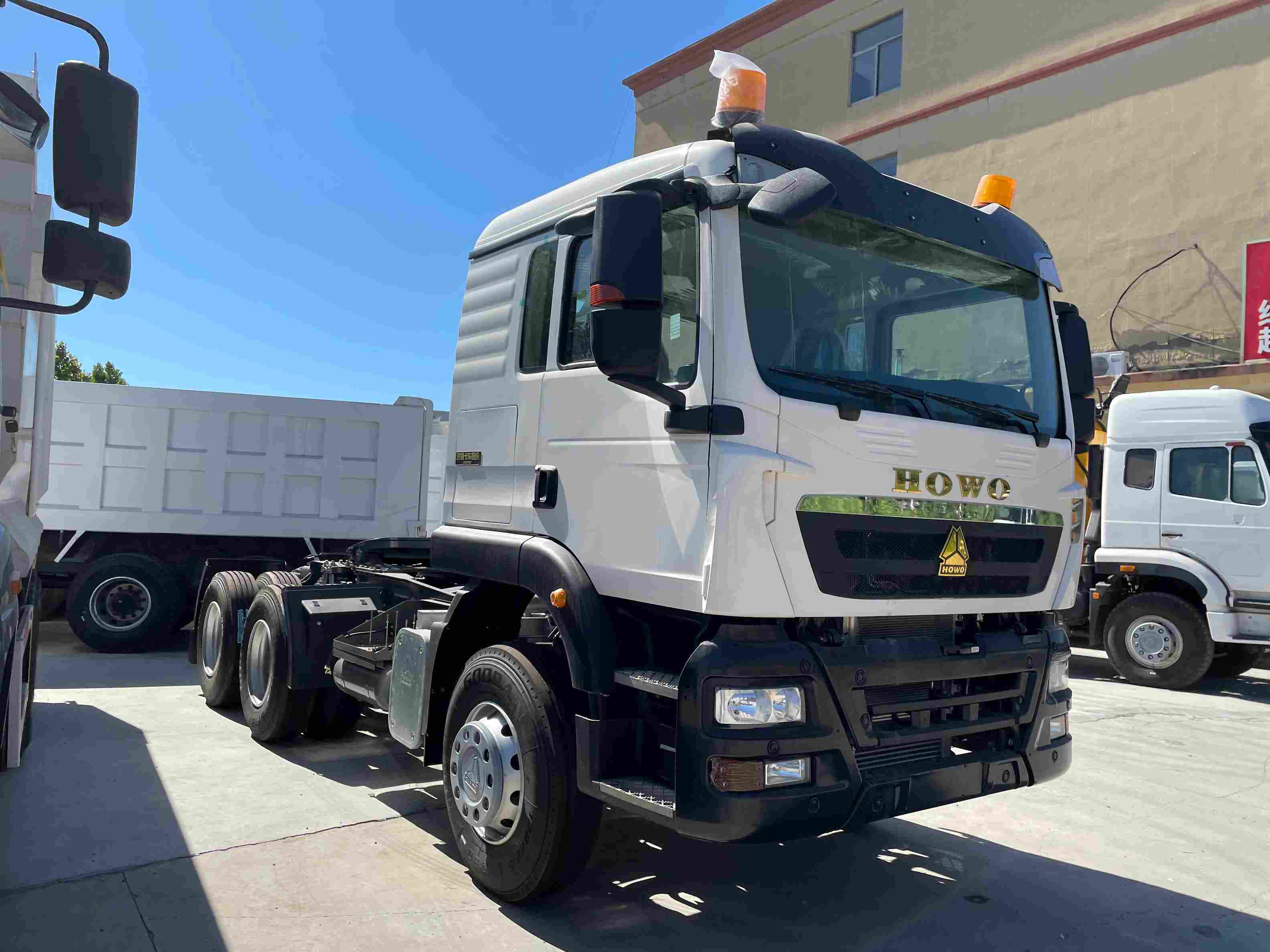 İstifadə olunmuş TX 430 at gücü traktor yük maşını