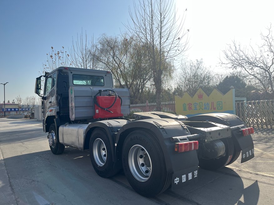 howo nx trailer head truck