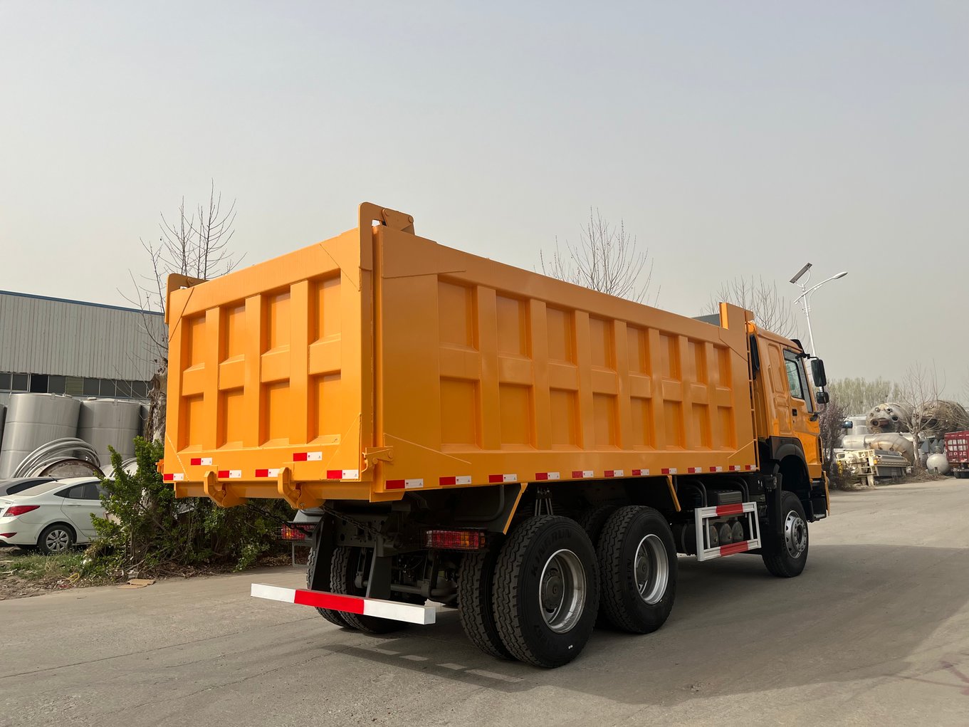 грузовик howo 6x4 в наличии