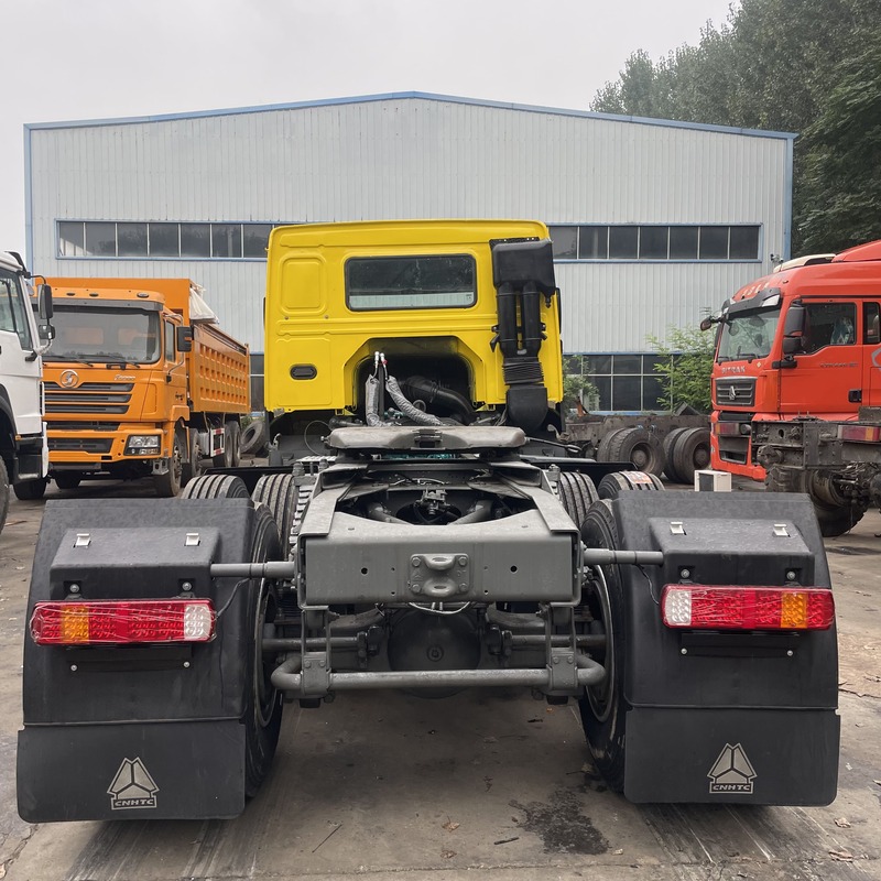 Sinotruck Howo 6*4 Traktor