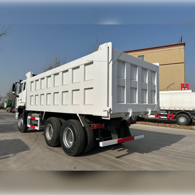 10 Təkərli Howo Nx Yük maşını