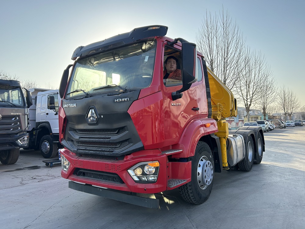 Hohan Traktor və 20-tonluq qatlanır bomlu qran