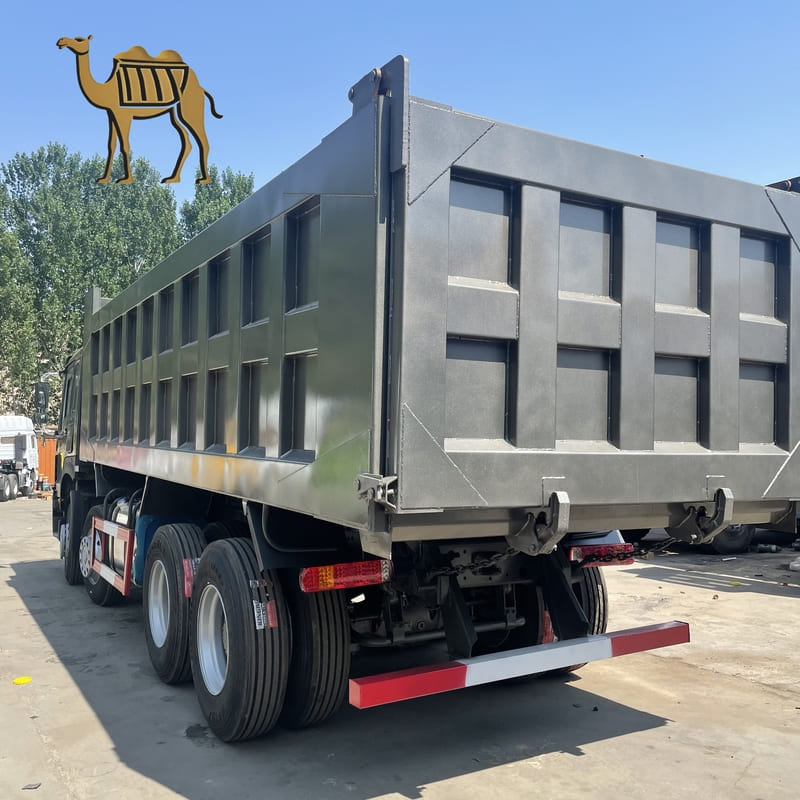 Howo 8*4 Dump Truck 12 Tyres