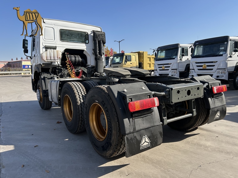 Howo İstifadə olunmuş 6*4 Traktor