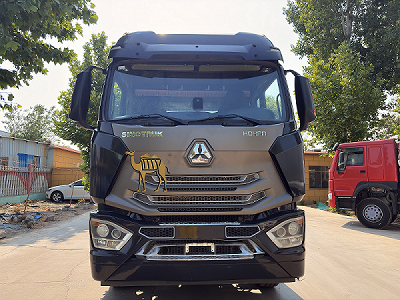 460 HP Tractor Truck