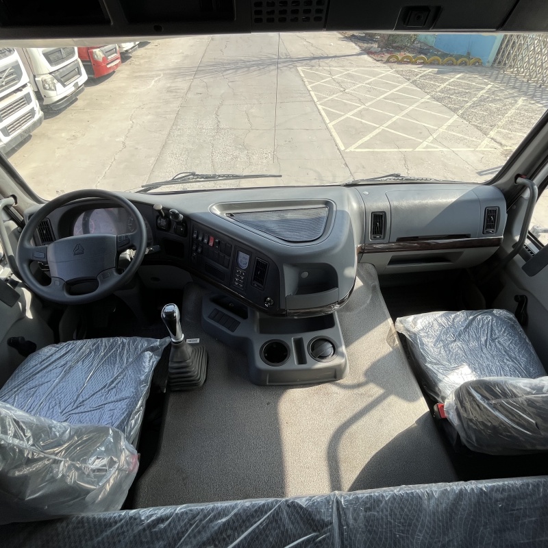 HOWO 7 Tractor Used Truck