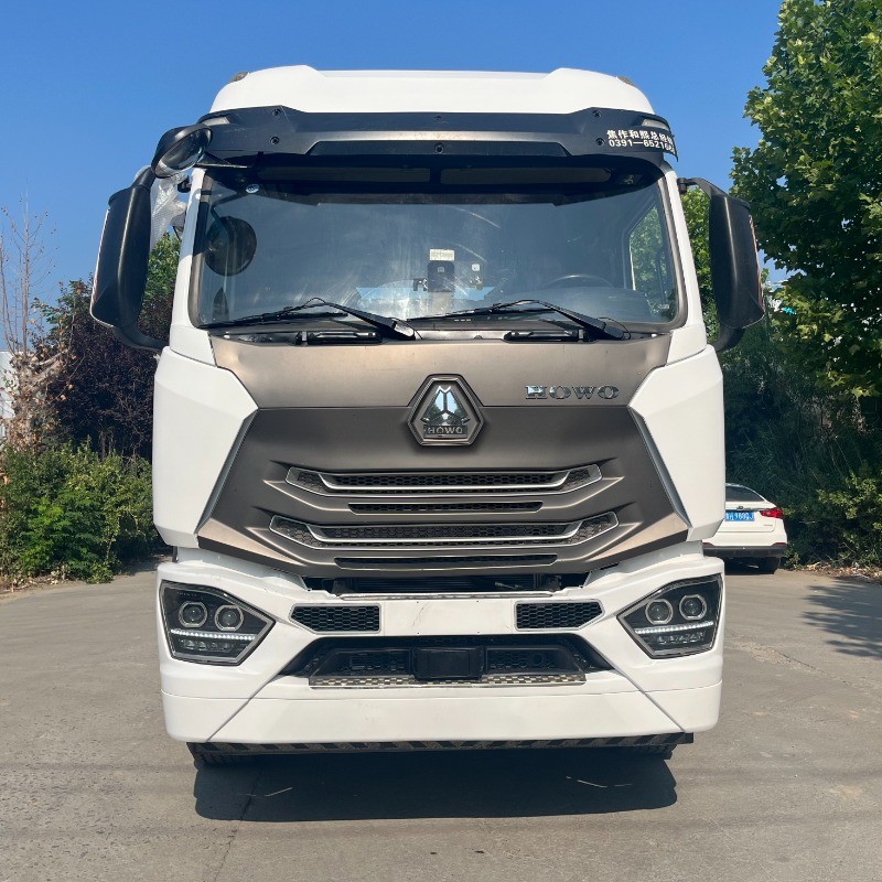 Howo Nx 4x2 Tractor Truck.jpg Howo Nx 4x2 Tractor Truck.jpg