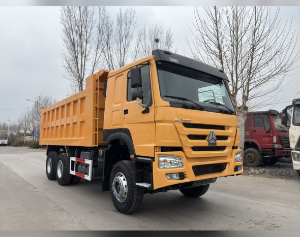 Camion remis à neuf haut de gamme prêt à être expédié
