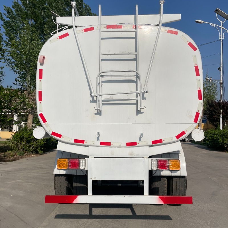 Использованный грузовик-цистерна Howo