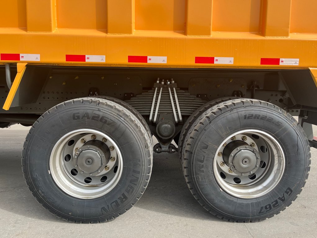 грузовик howo 6x4 в наличии