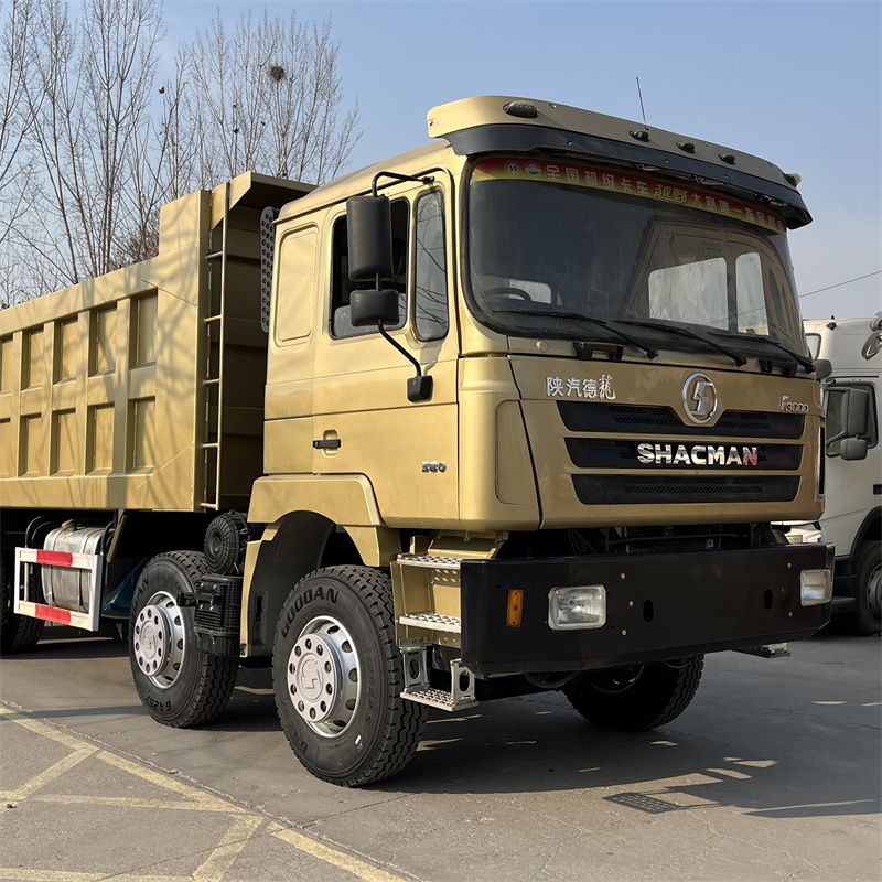 Camión volquete de 371 hp