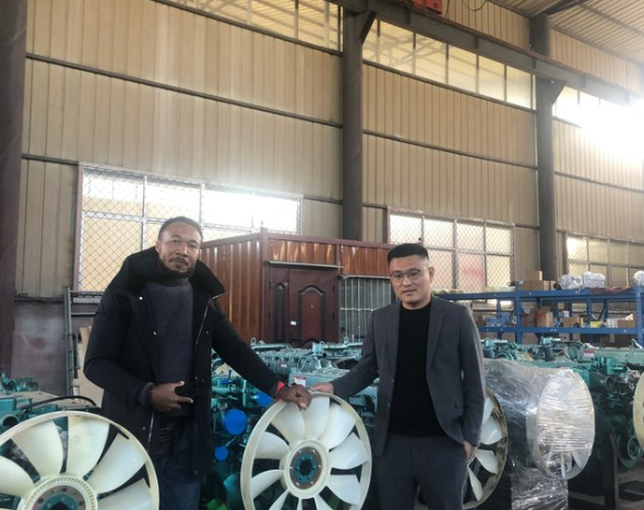 Подержанный грузовик Howo NX