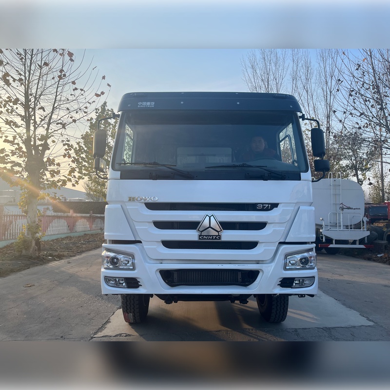 Usado HOWO DUX TROURCH 6X4