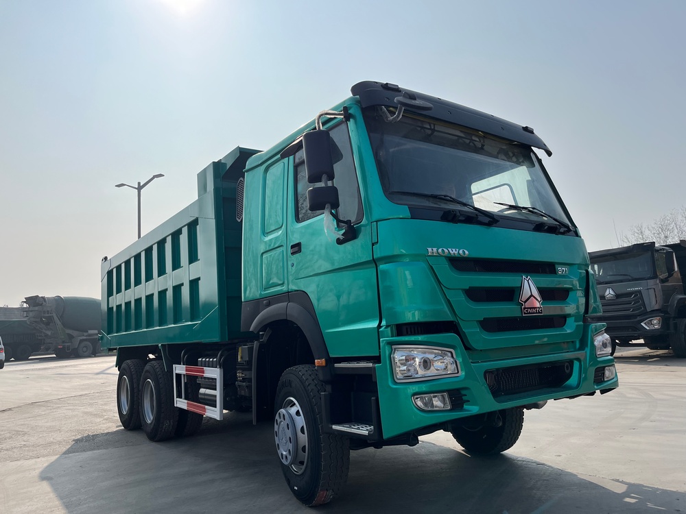 İstifadə olunmuş Howo 6x4 özüboşaltma maşını