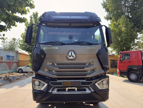 Tracteur routier Howo NX 6x4 d'occasion