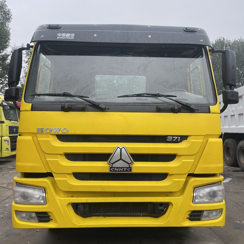 Sinotruck Howo 6*4 Traktor