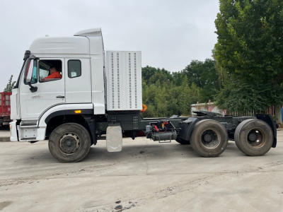 Los tractores HOWO a GNC ingresan al mercado nigeriano