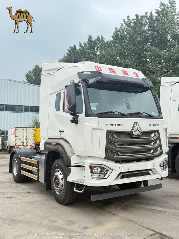 Camião tractor Howo NX 4×2.jpg