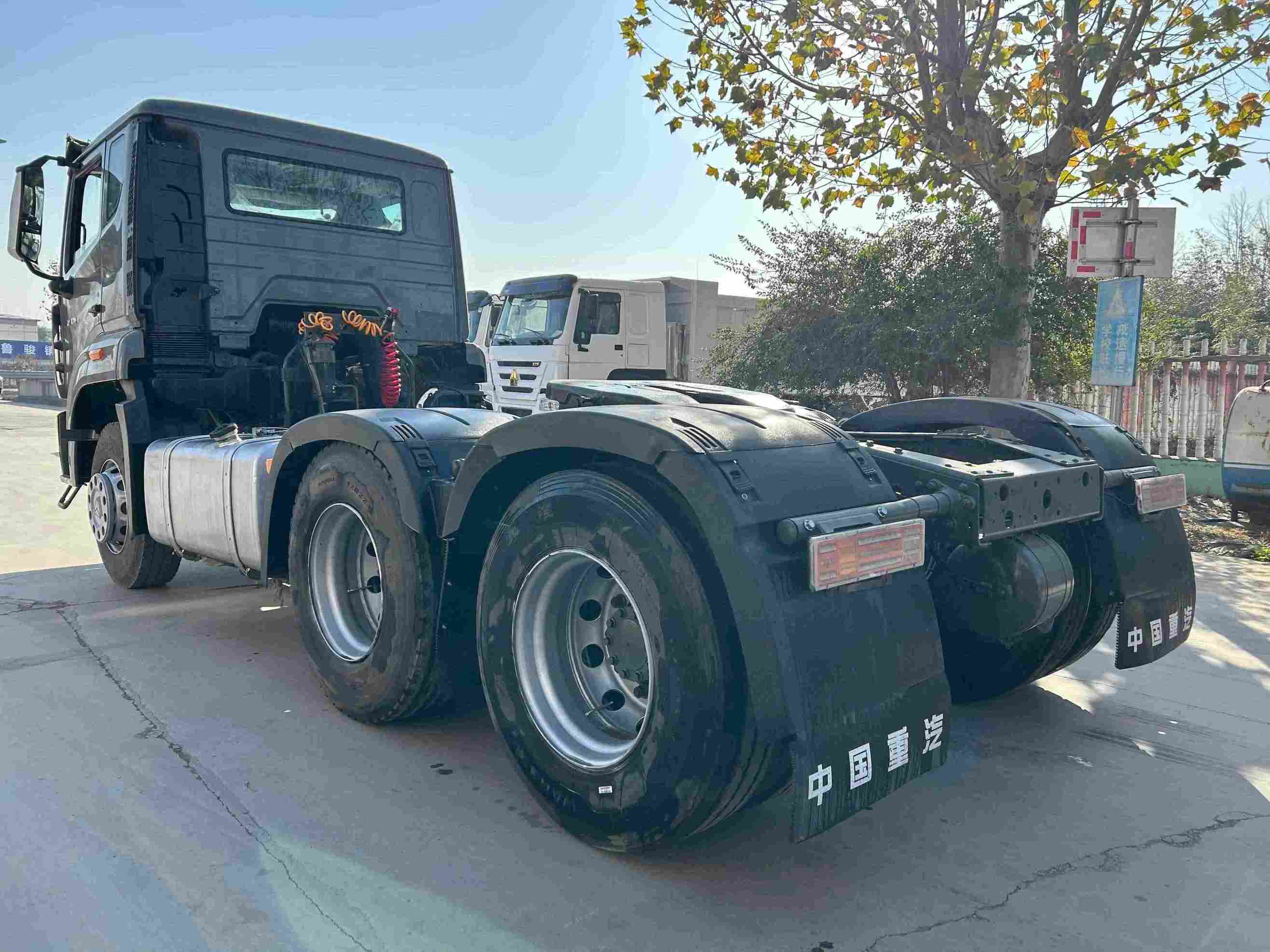 HOWO NX Traktor Yük Maşını