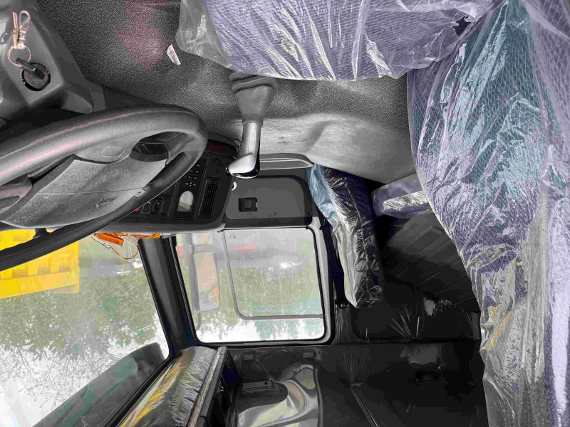 Camião de carga HOWO 371/375