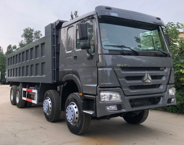 İstifadə olunmuş HOWO 8X4 damperli yük maşını