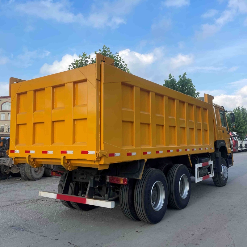 HOWO 10 Tires Mining Dump Truck