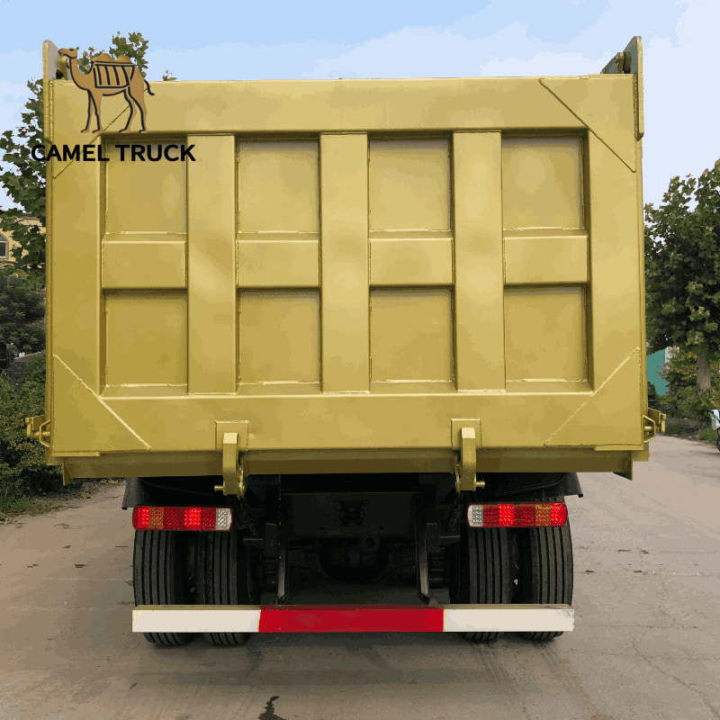 Camion à benne basculante Shacman 8x4