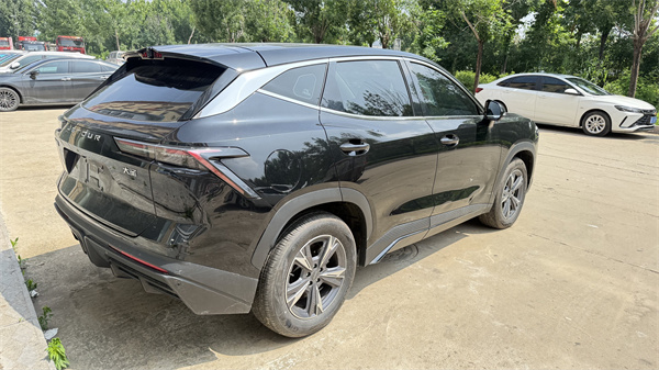 Çindən işlənmiş Çin SUV