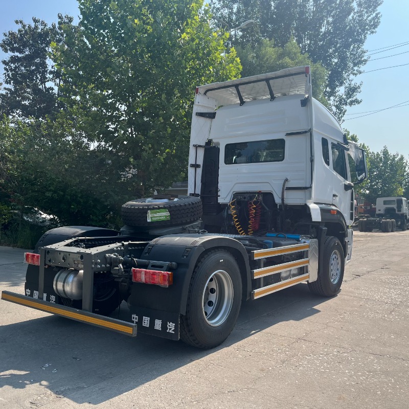 Hohan 4x2 Tractor Truck.jpg Hohan 4x2 Tractor Truck.jpg