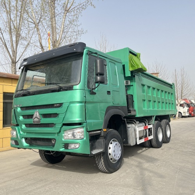 Utilisé Howo Tipper Truck