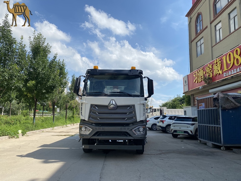شاحنة قلابة هاowo NX N7G 6×4 مستعملة بقوة 371 حصان