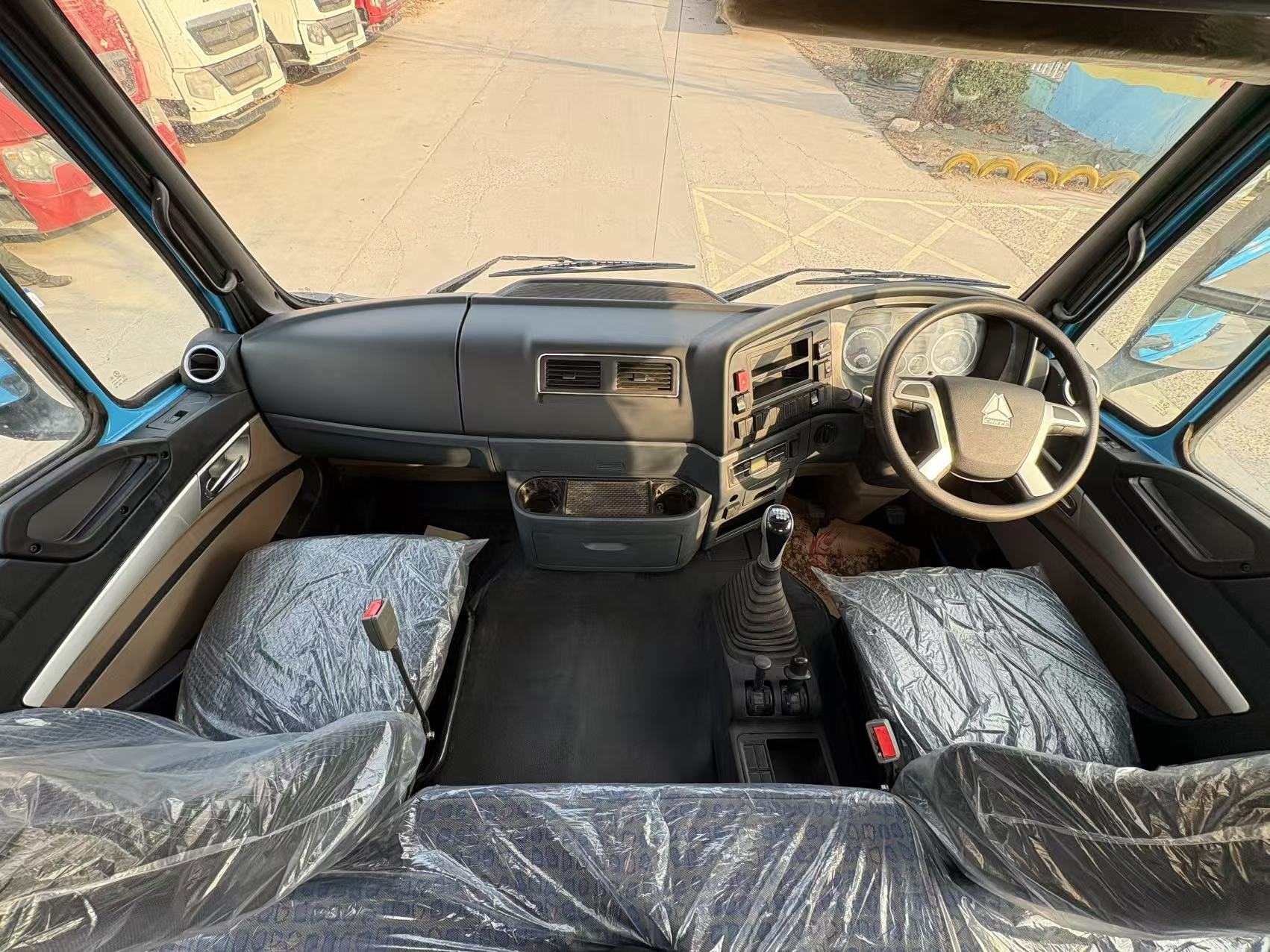 رأس شاحنة 10 عجلات