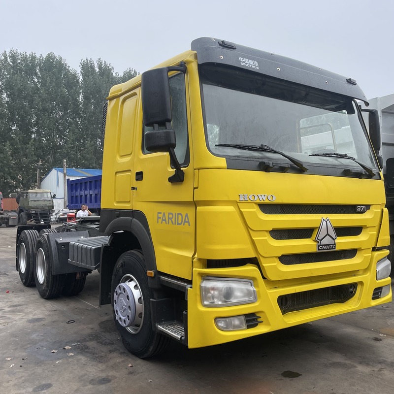 Sinotruck Howo 6*4 Traktor