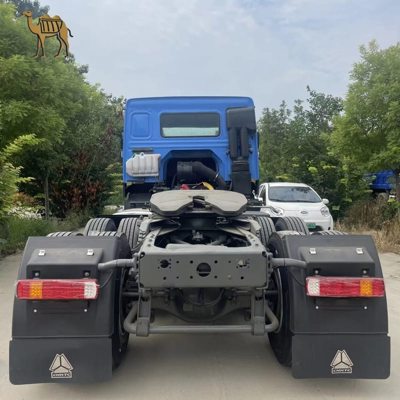  Howo Tractor 6×4 .jpg