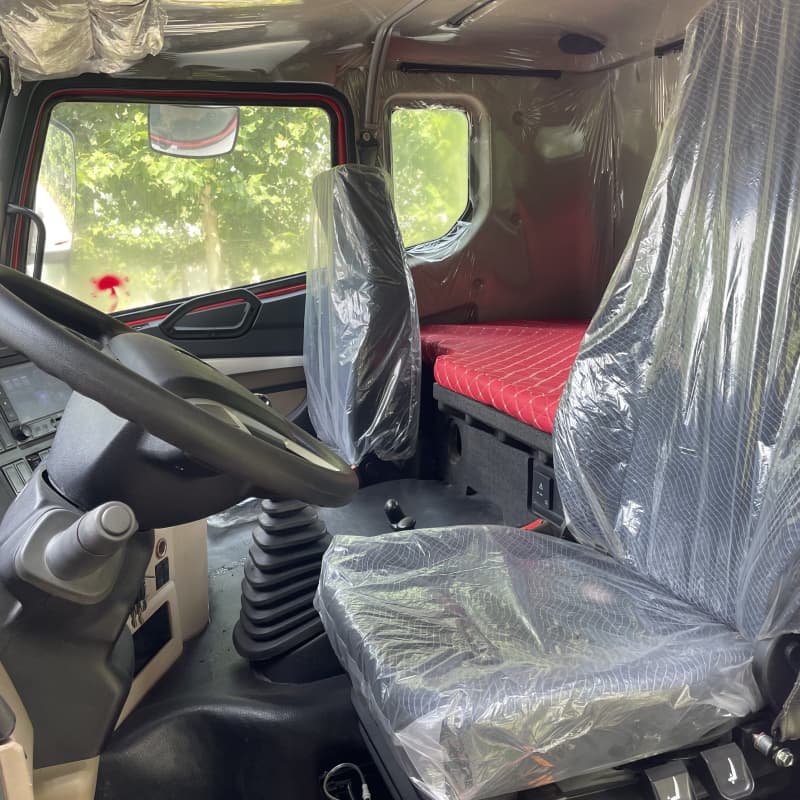 Использовал трактор Hhoo NX