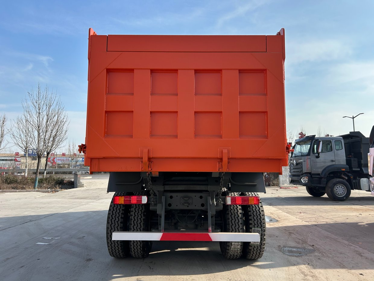 شاحنات قلابة هوهان مستعملة