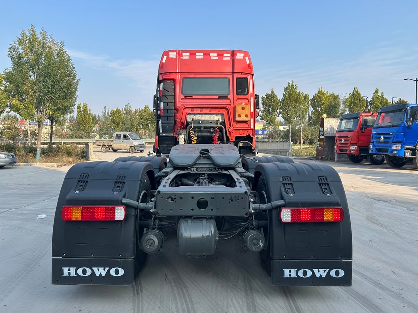 Camión tractor HOWO TX 6x4