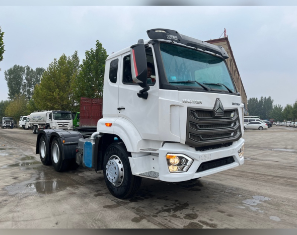 Тягач Howo NX 6x4 б/у